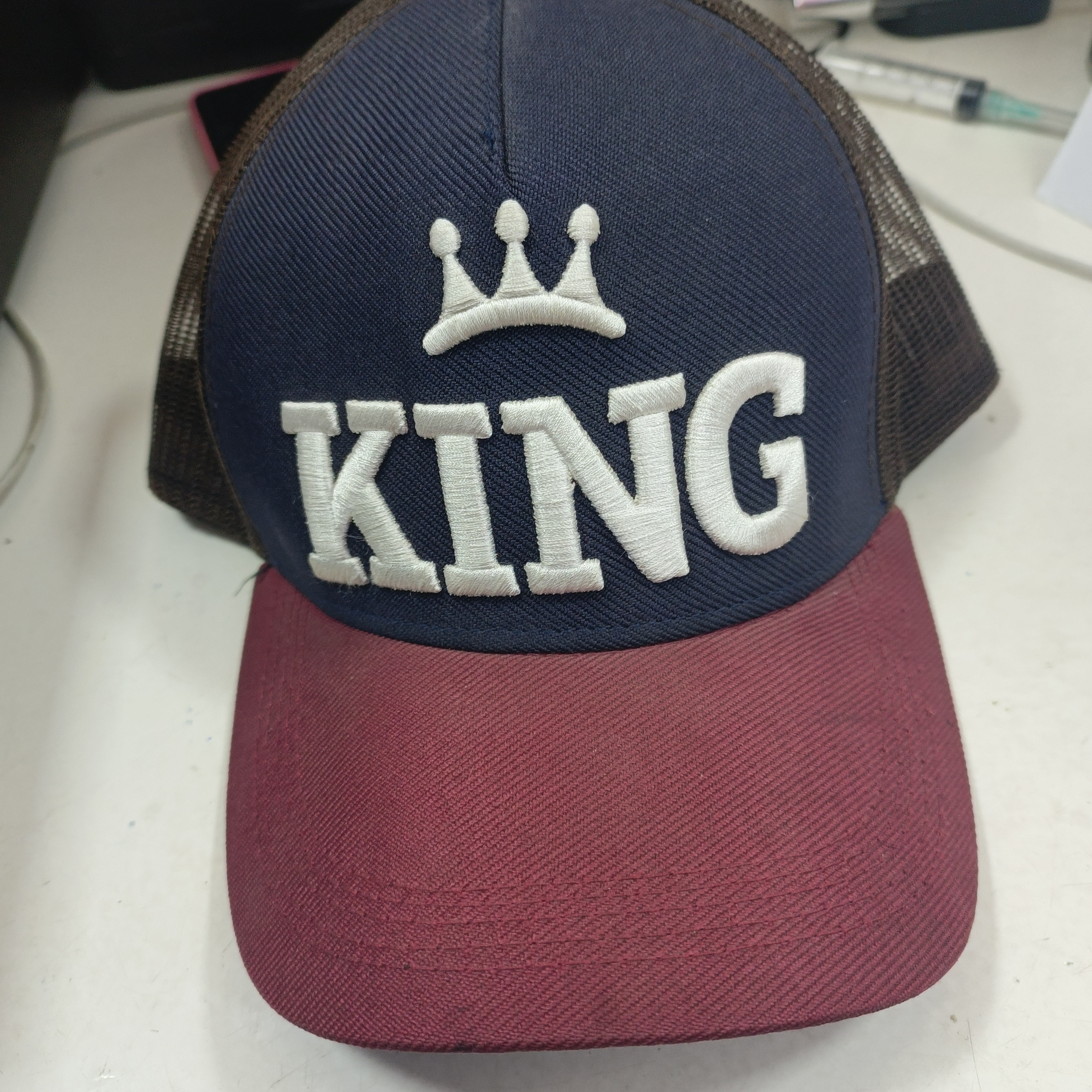 Gorra King azul rojo